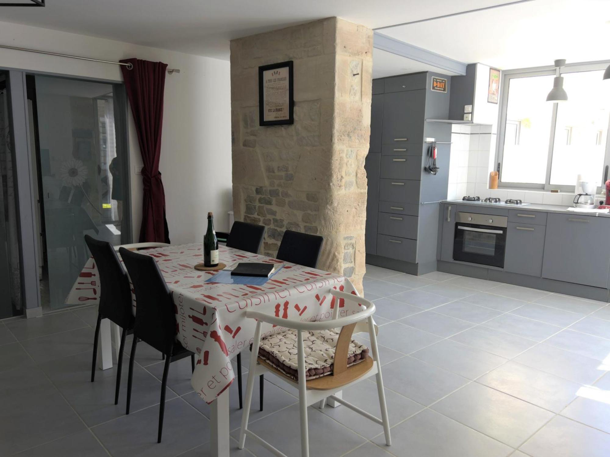 Cottage Overlord - 6 Personnes - Plages Du Debarquement Formigny Esterno foto